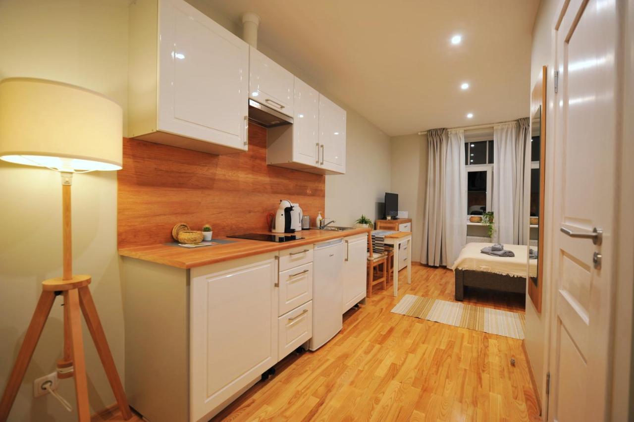 Central Comfort At Hanzas Residence, Stay Near Cafes, Bars, Museums & Esplanade 리가 외부 사진