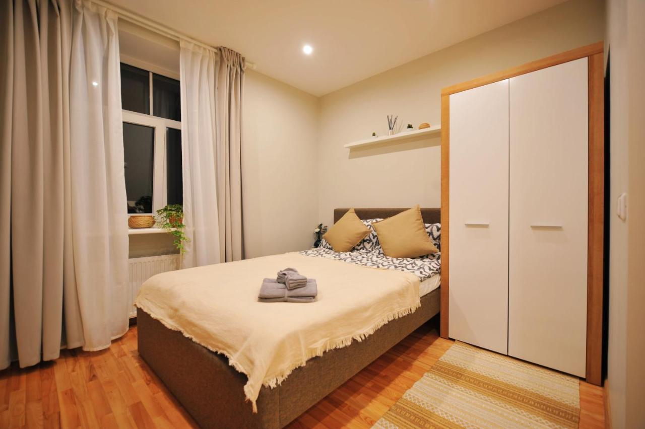Central Comfort At Hanzas Residence, Stay Near Cafes, Bars, Museums & Esplanade 리가 외부 사진