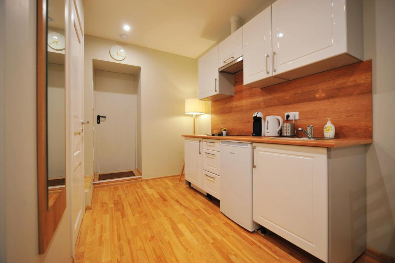 Central Comfort At Hanzas Residence, Stay Near Cafes, Bars, Museums & Esplanade 리가 외부 사진
